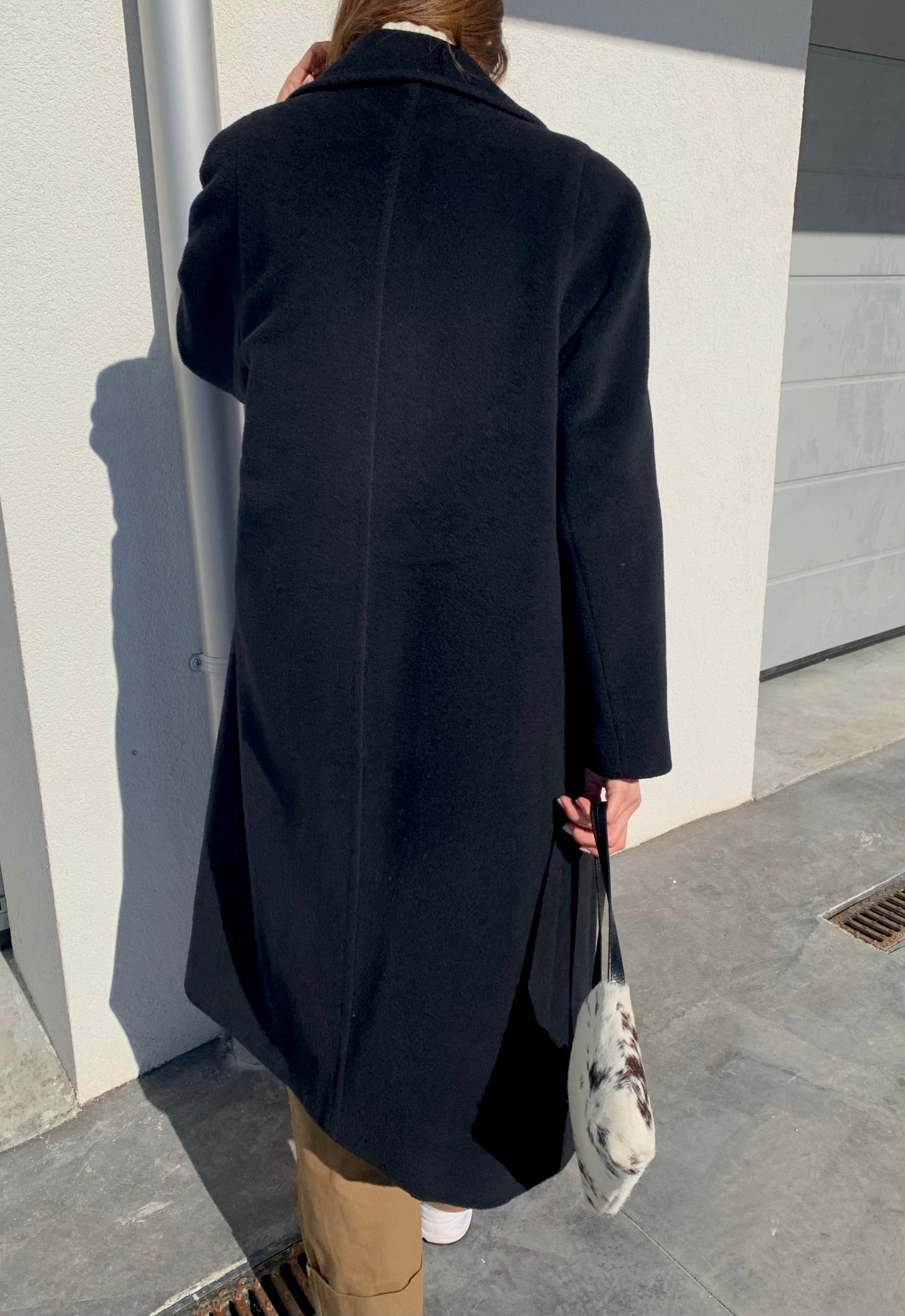 Minimal black coat