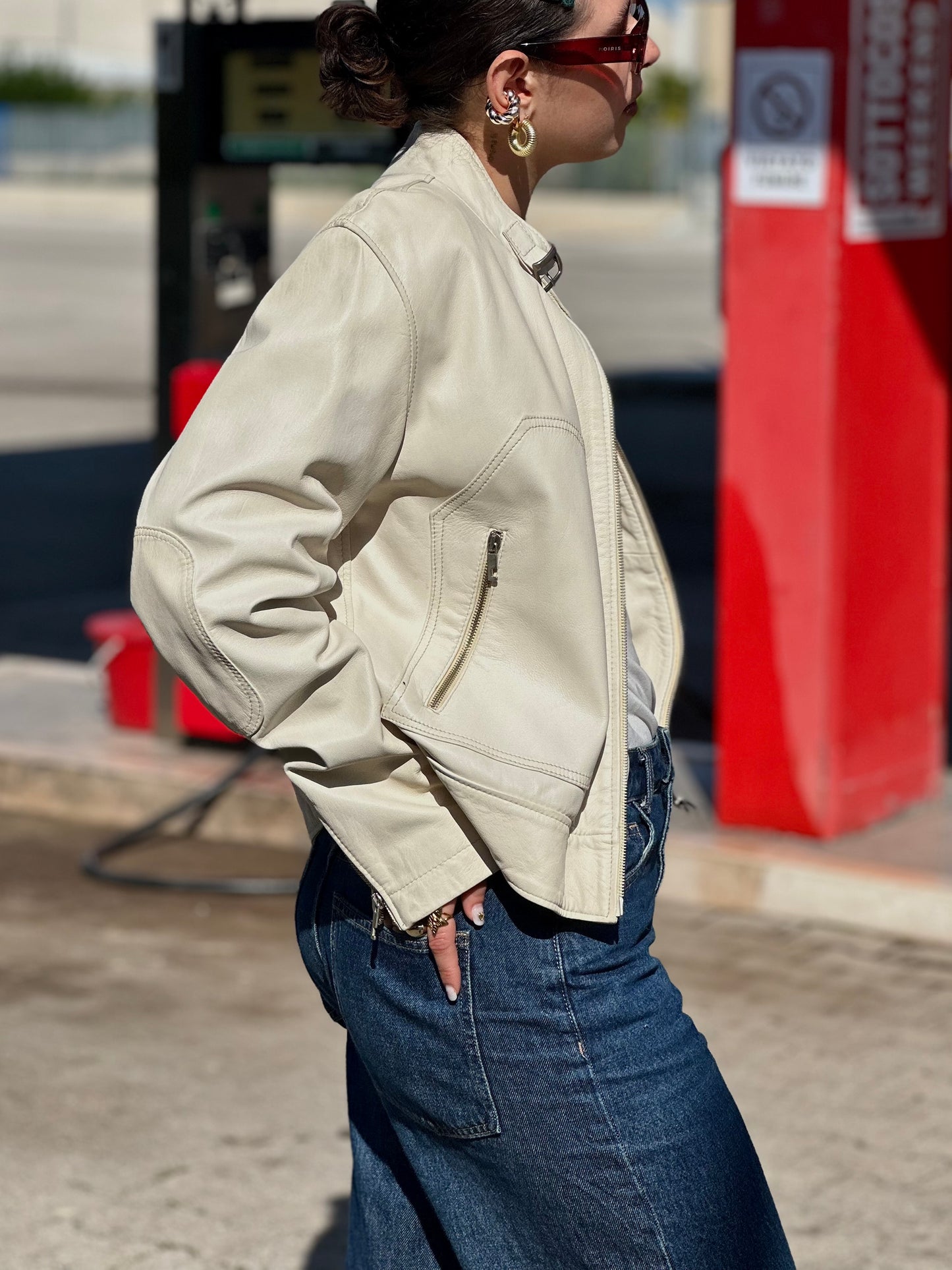 Latte leather biker