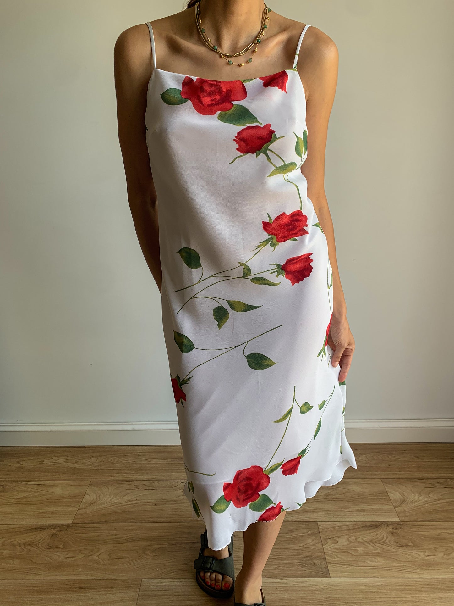 Red roses print dress