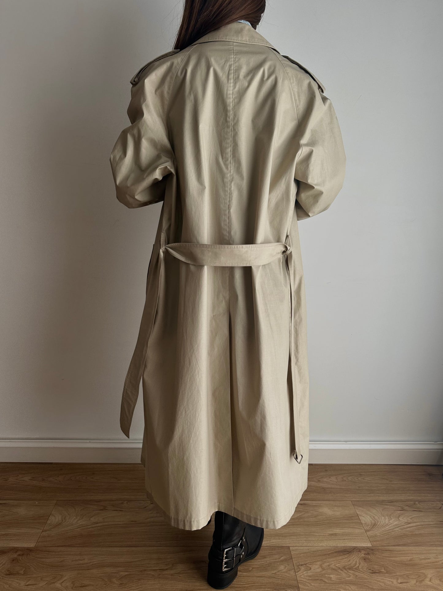 Cream trench