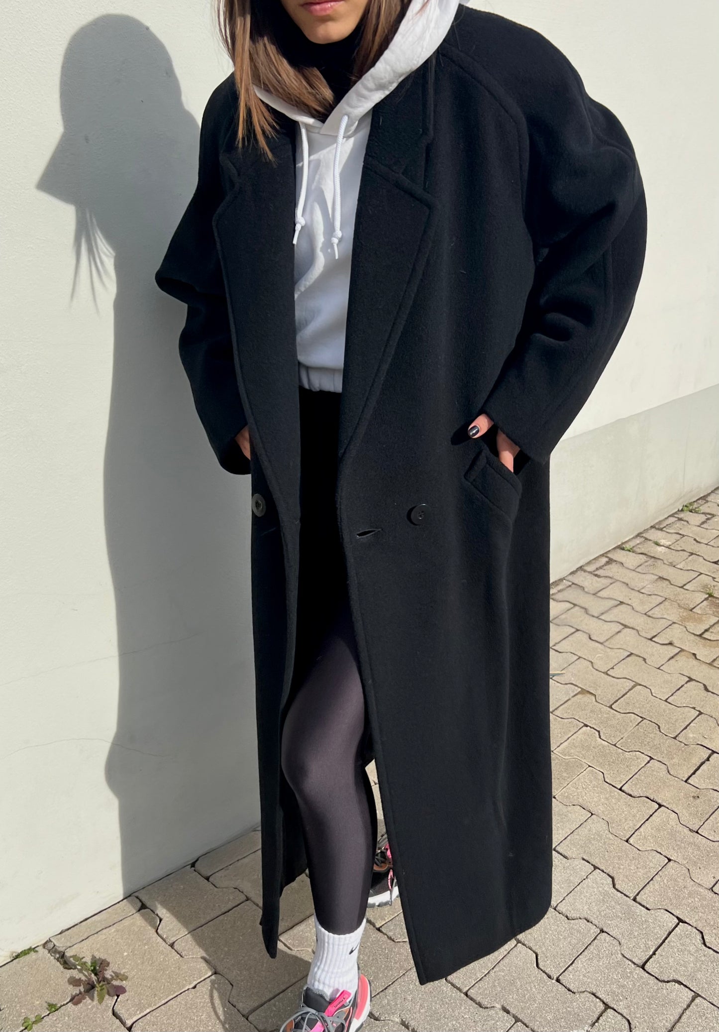 Vintage x-long black coat