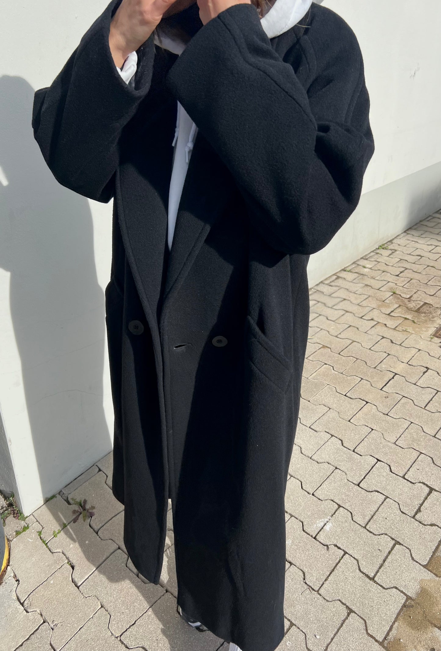 Vintage x-long black coat