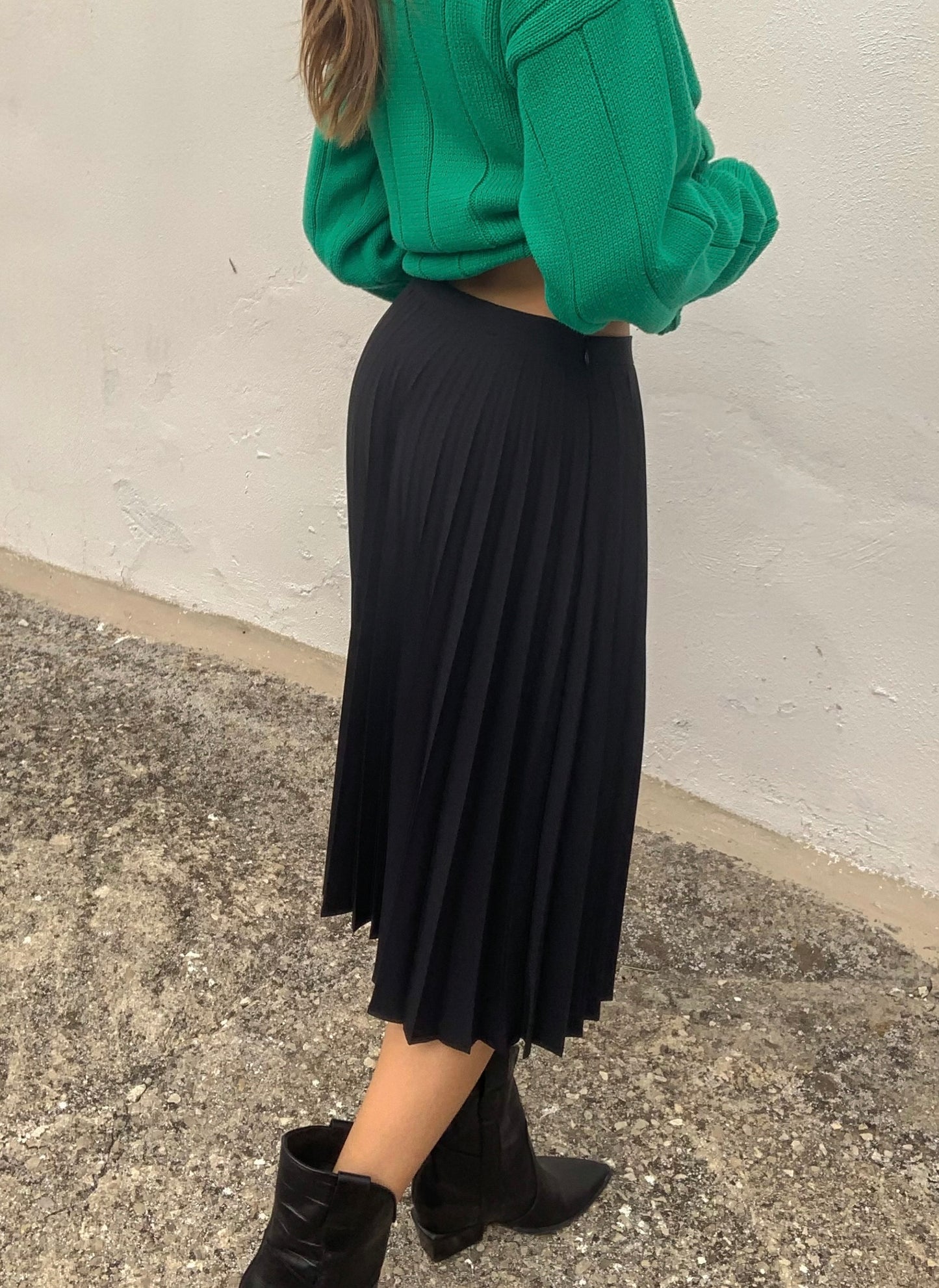 Vintage pleated midi skirt