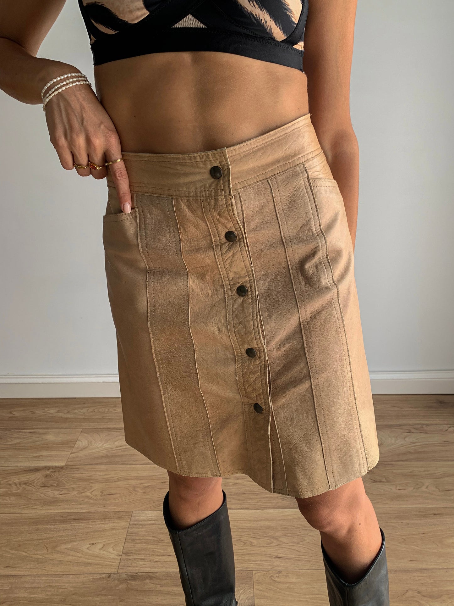 Leather sand skirt
