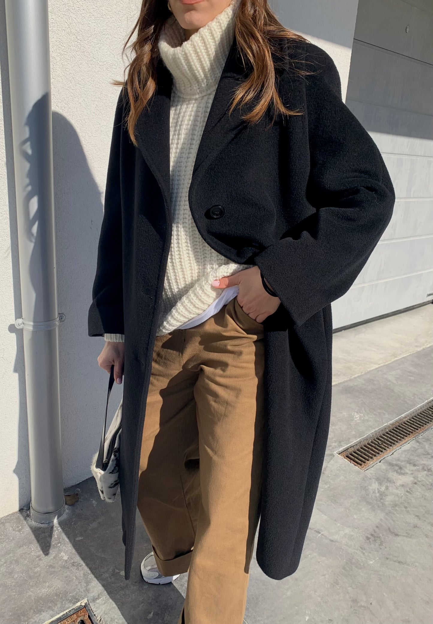 Minimal black coat