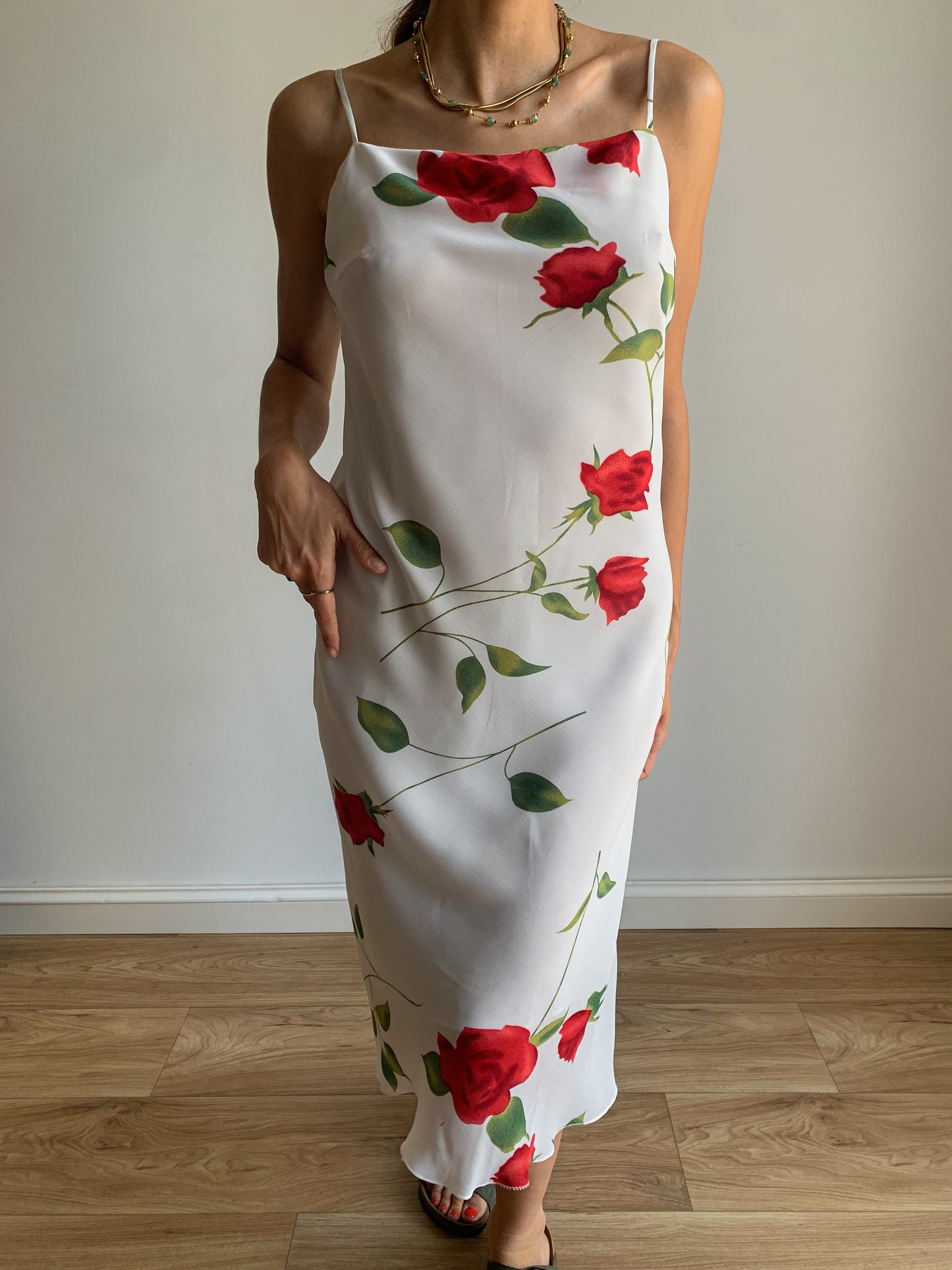 Red roses print dress
