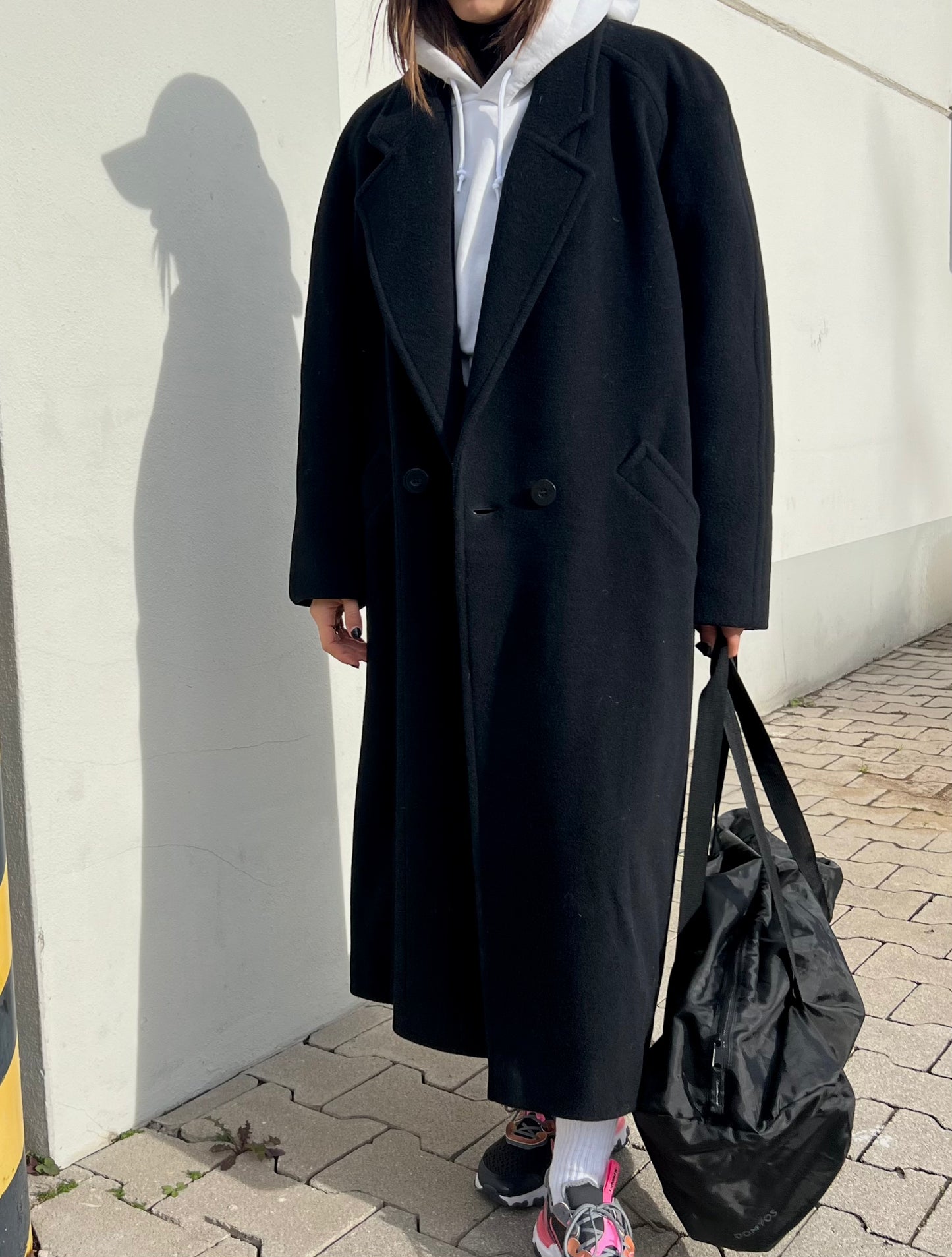 Vintage x-long black coat