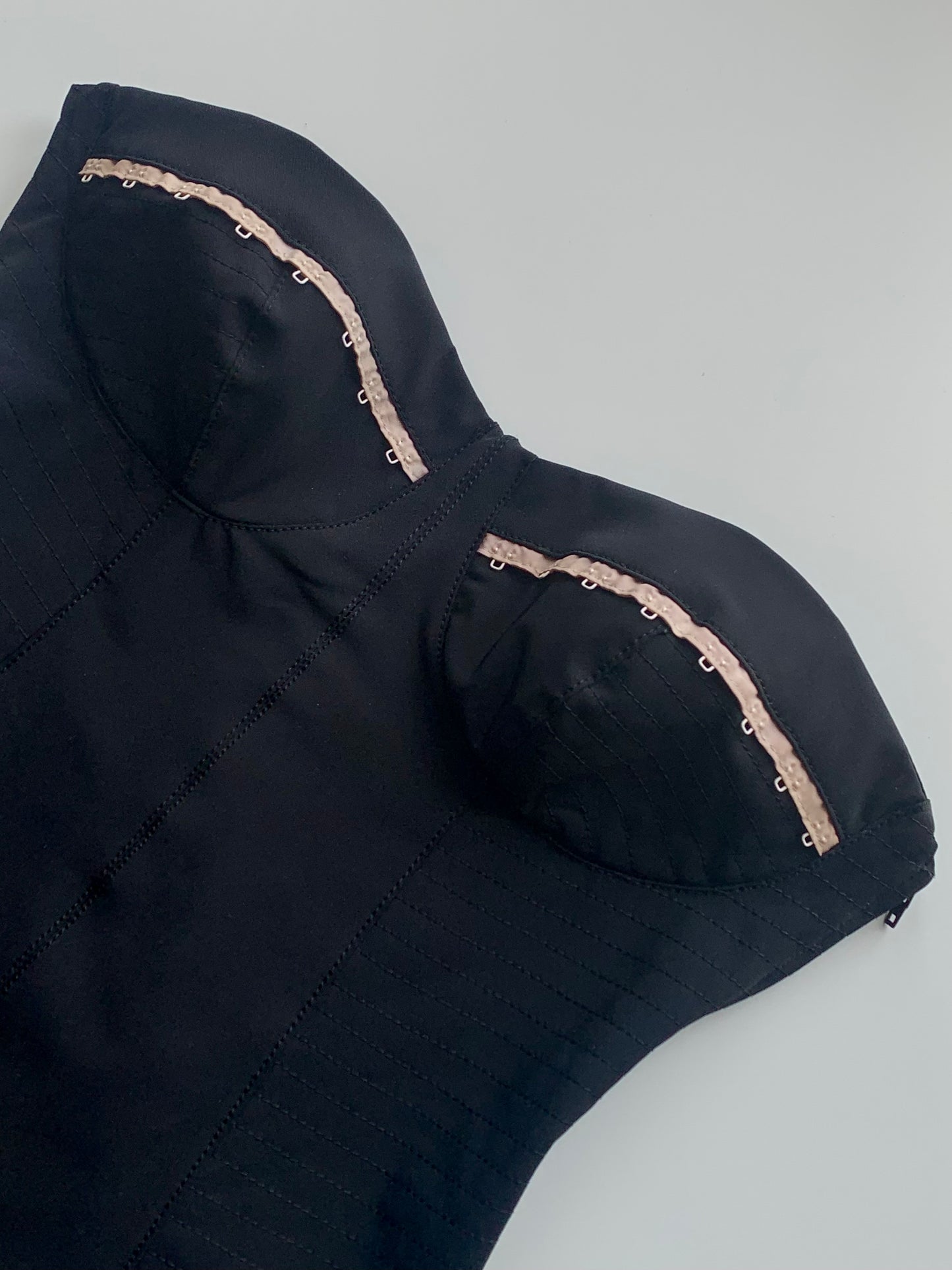 Bustier black dress