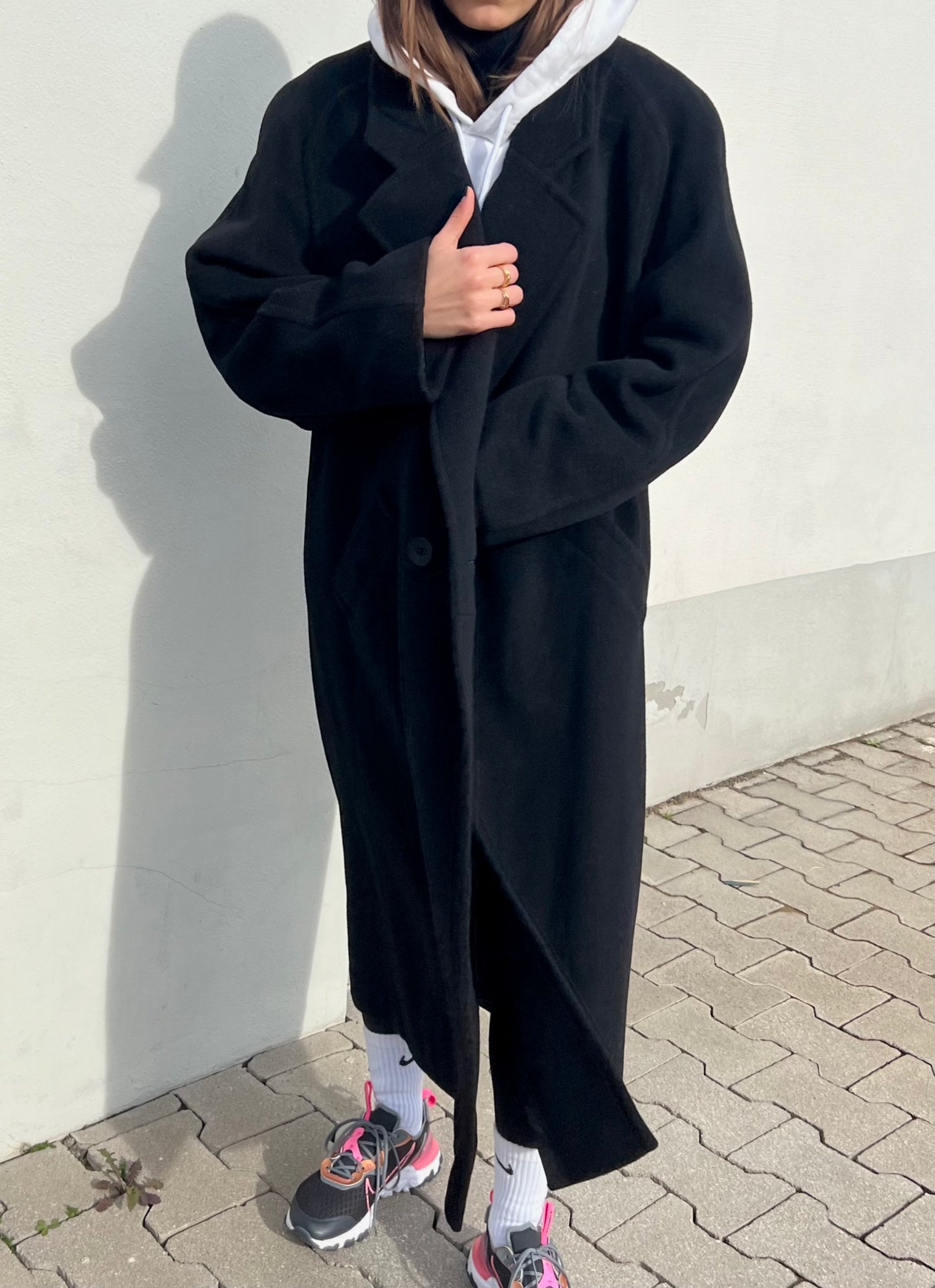 Vintage x-long black coat