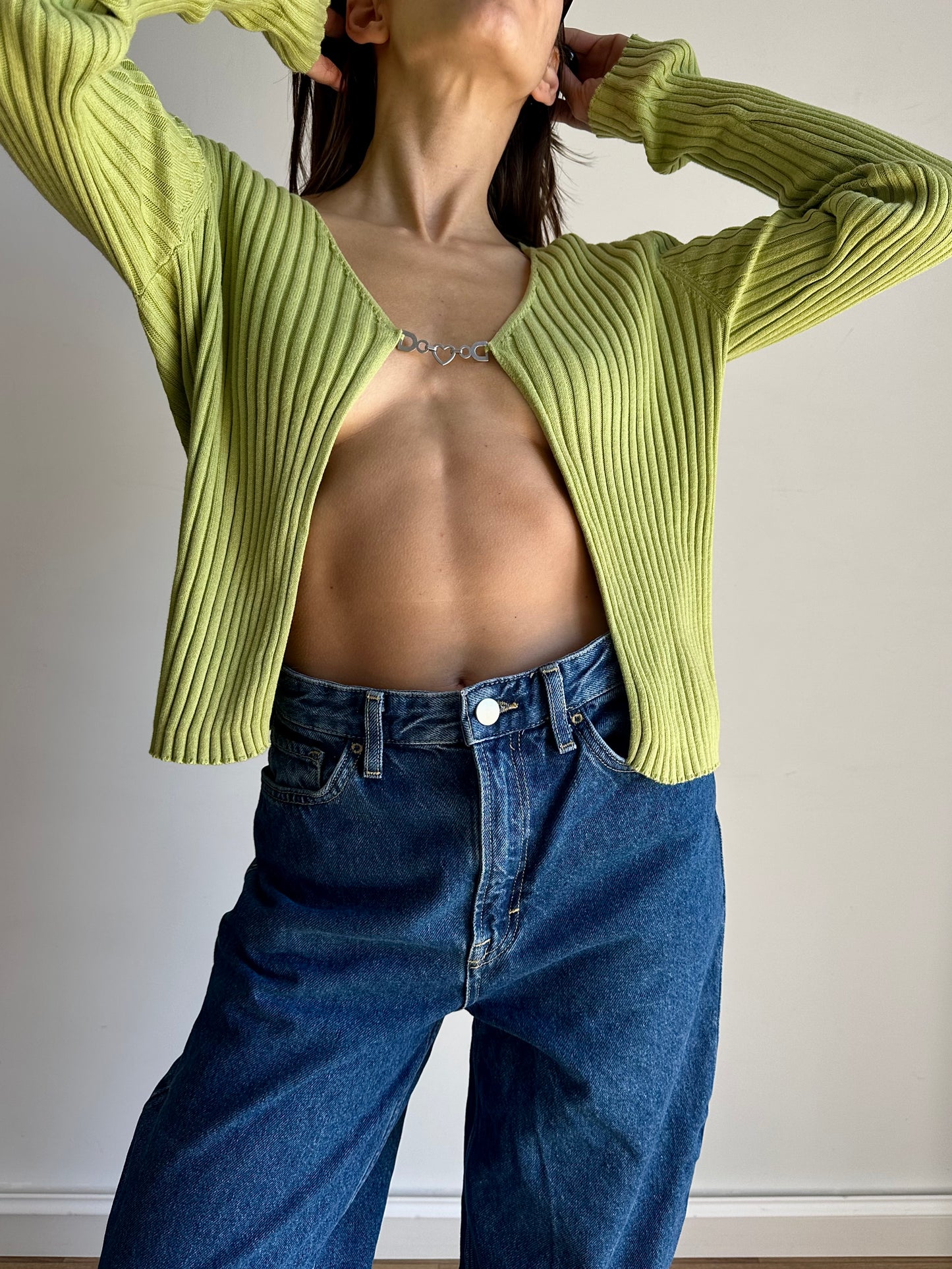 Neckline ribbed top