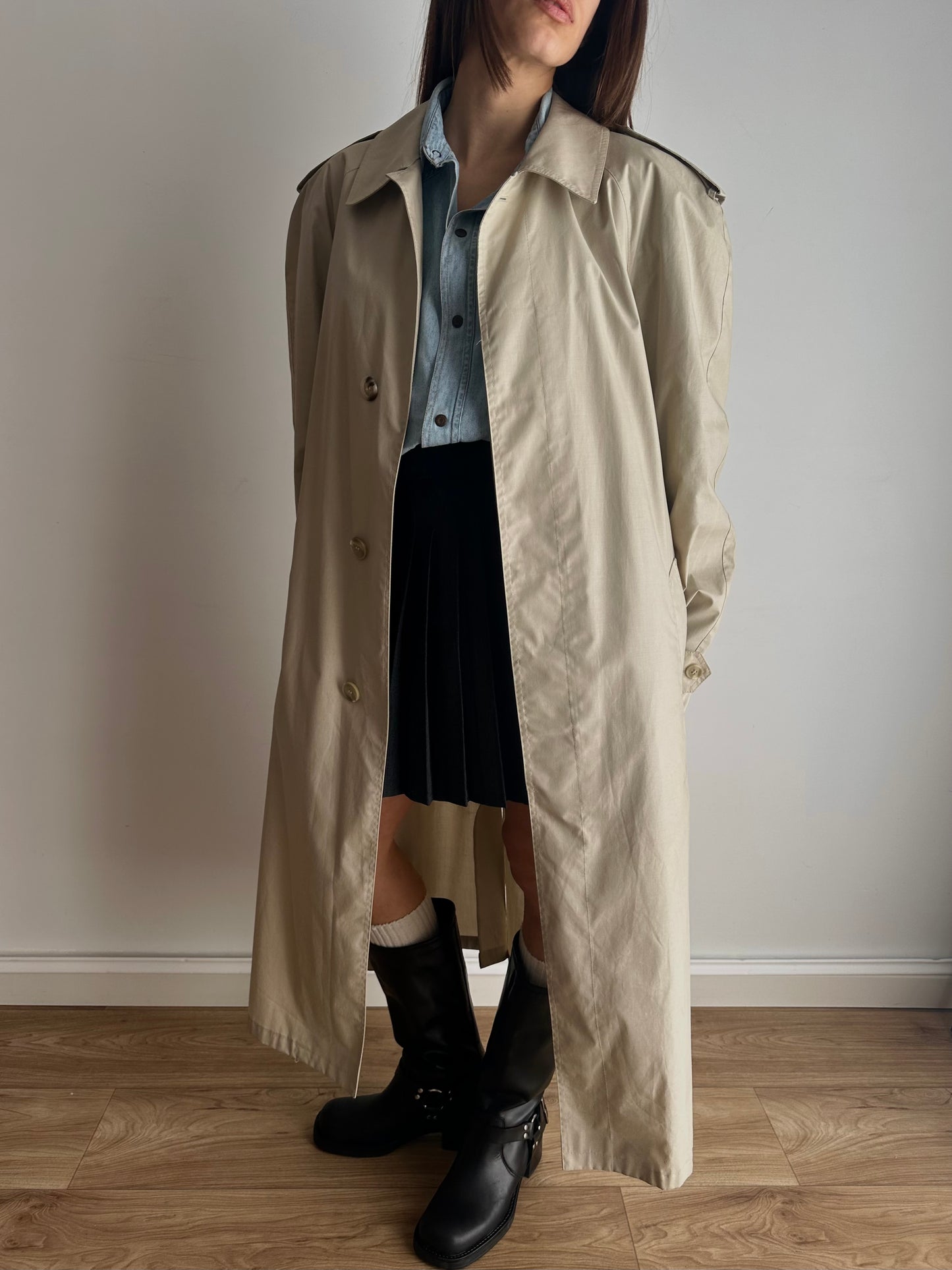 Cream trench