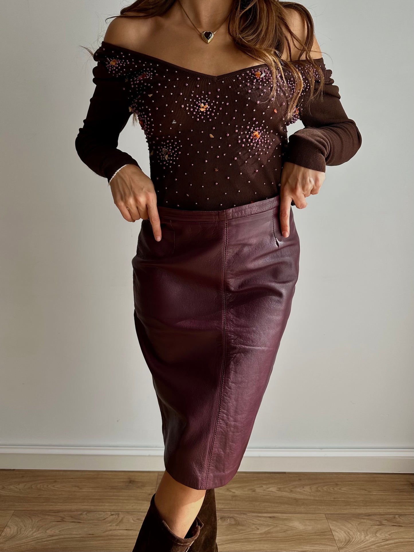 Burgundy nappa skirt