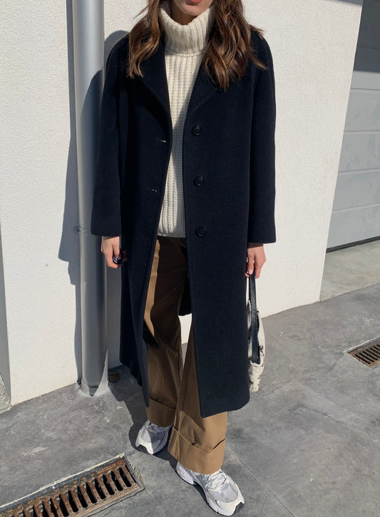 Minimal black coat