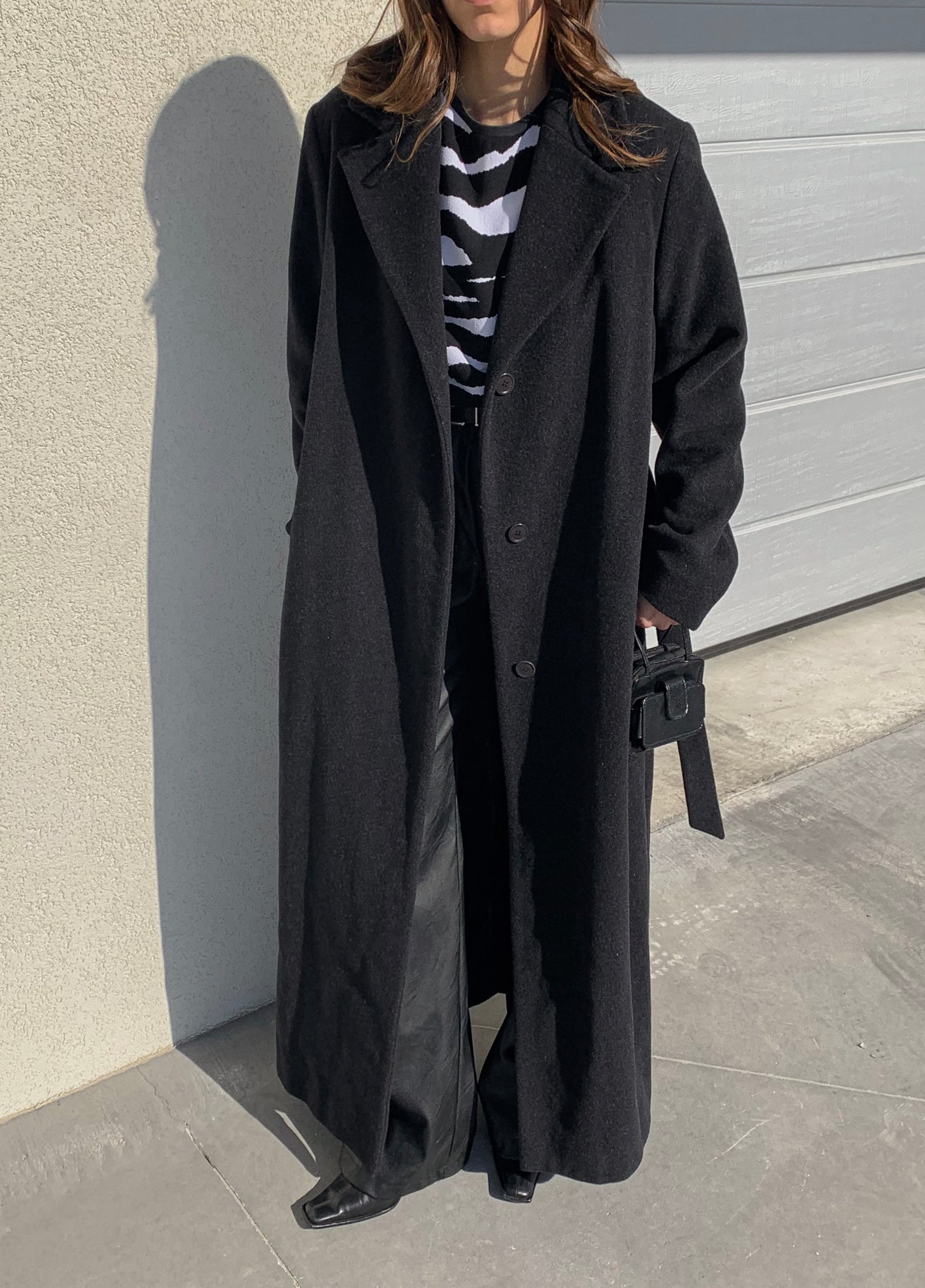 Extra long antracite coat