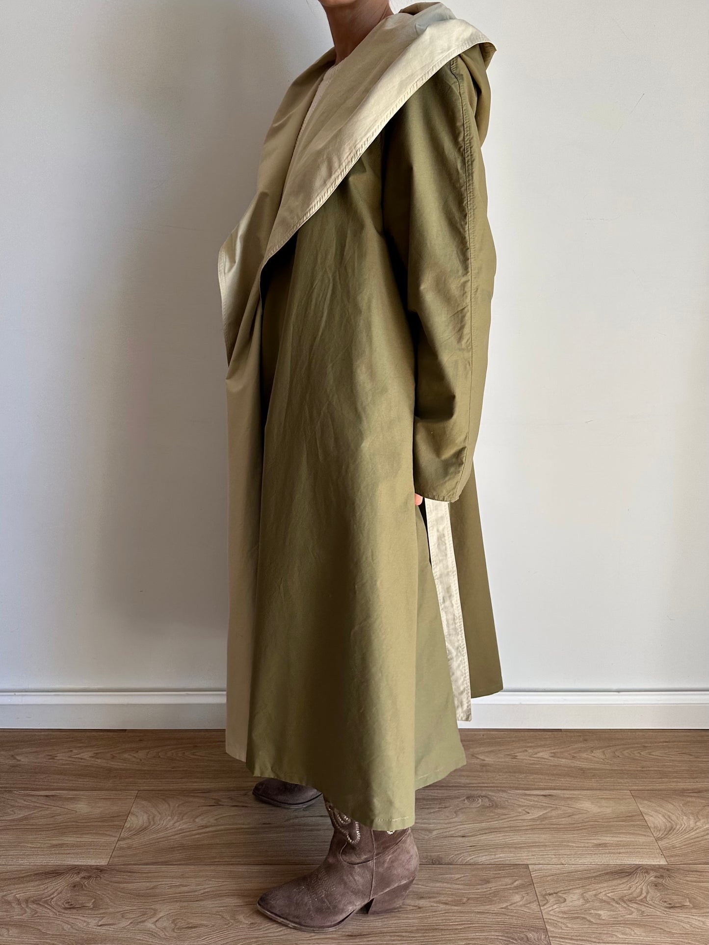 Double-face trench coat