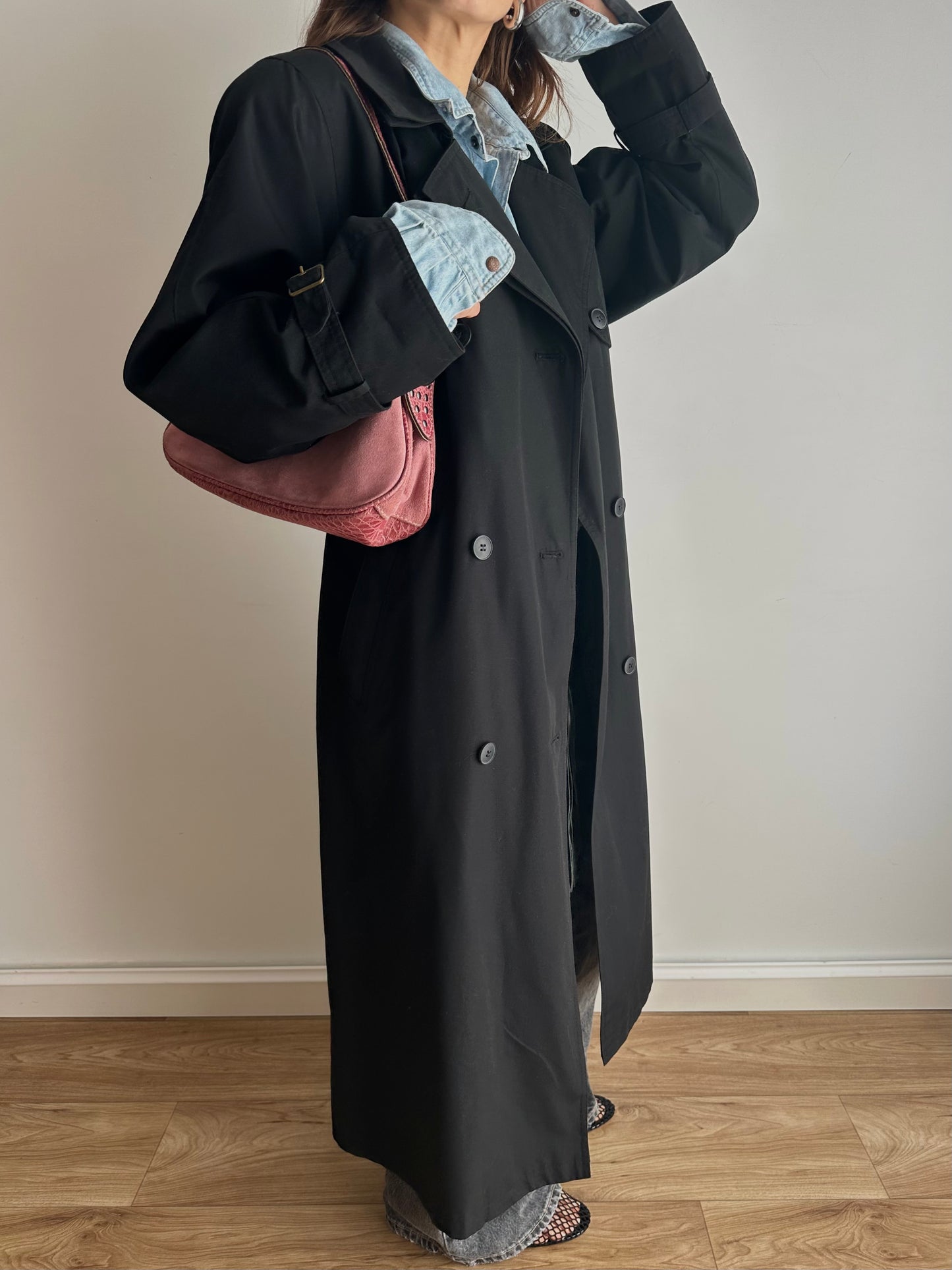 Black trench