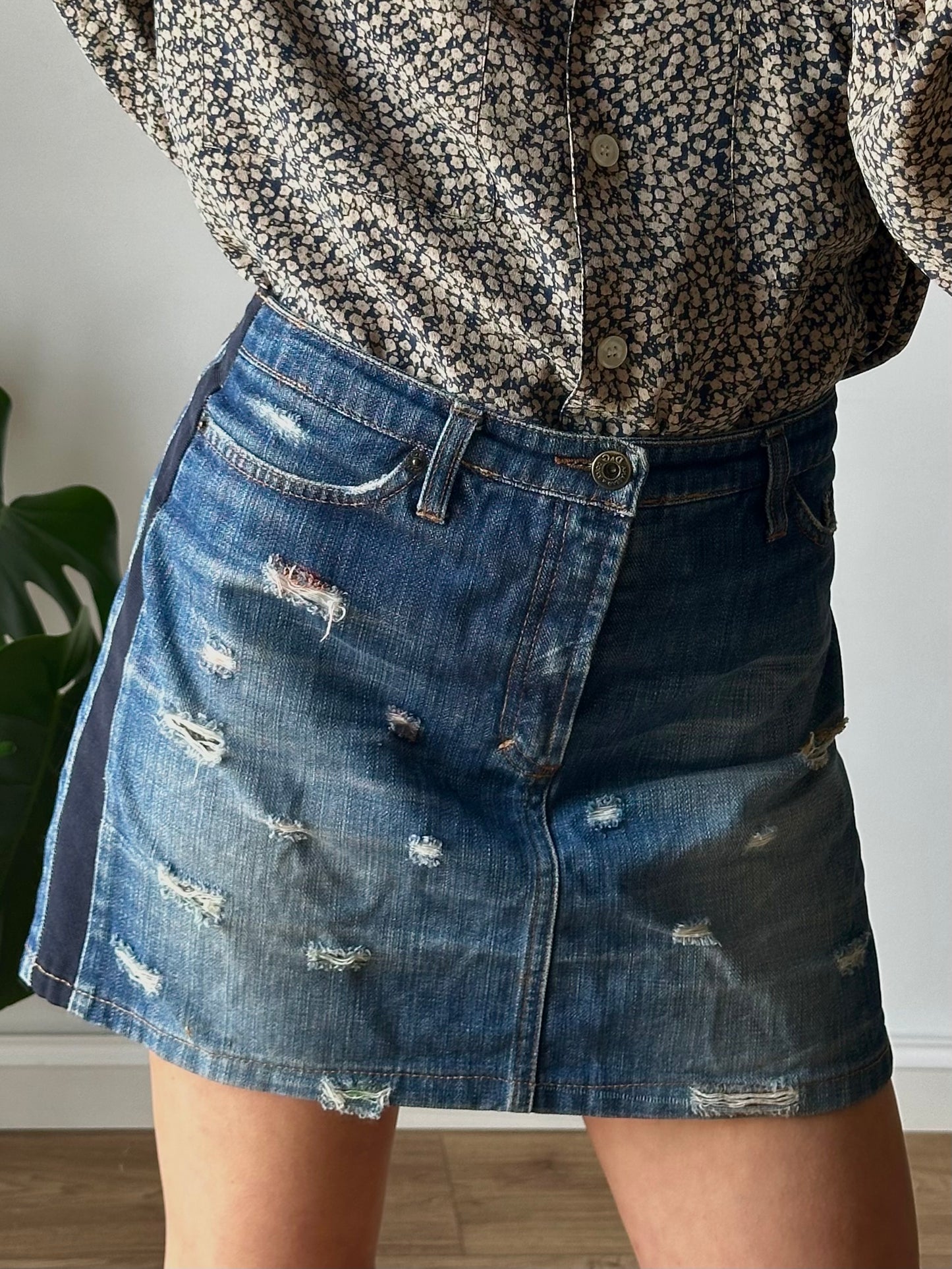 D&G denim mini skirt