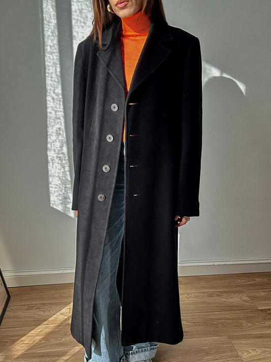 Over > black coat
