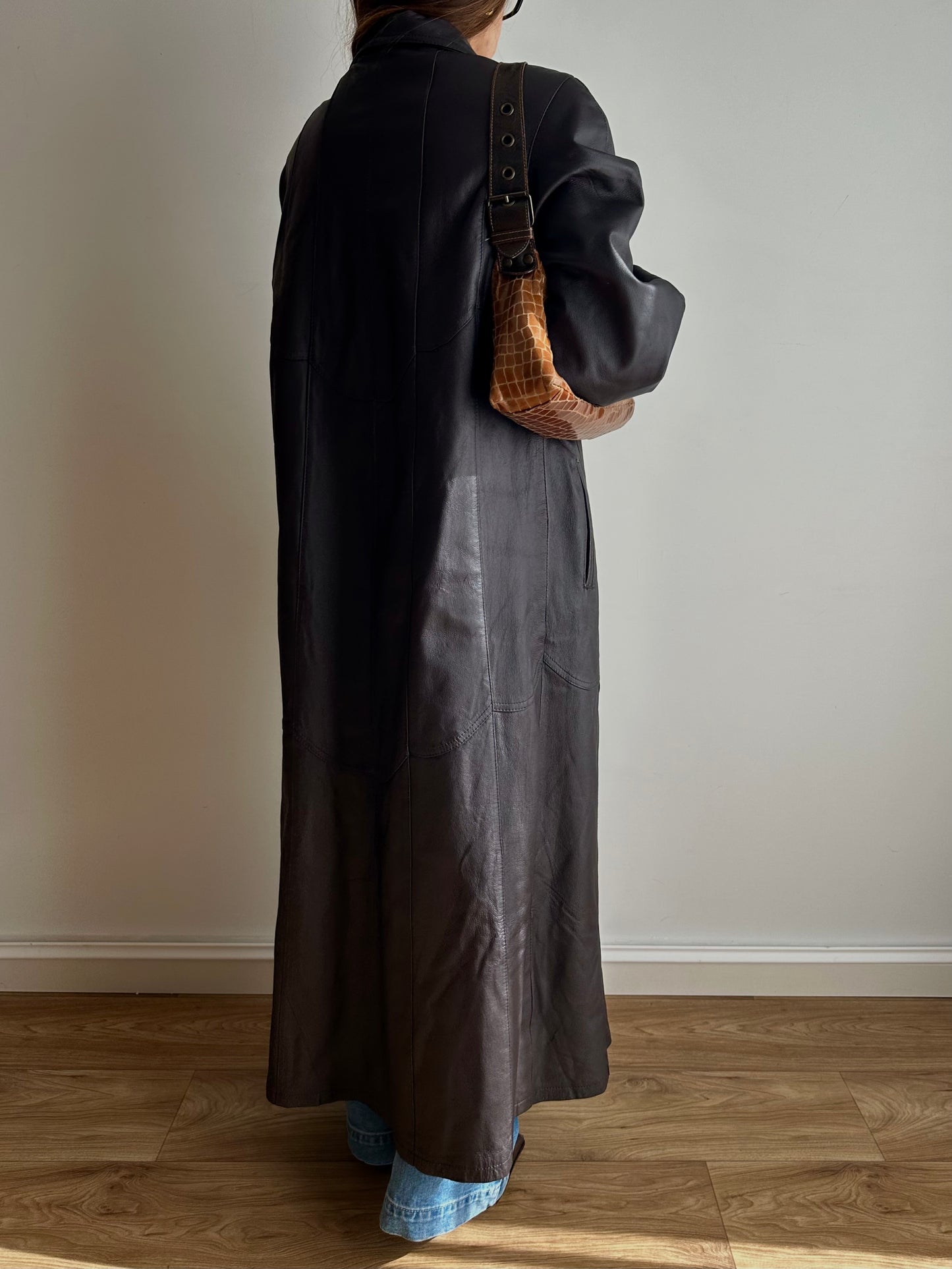 Choco leather xlong coat