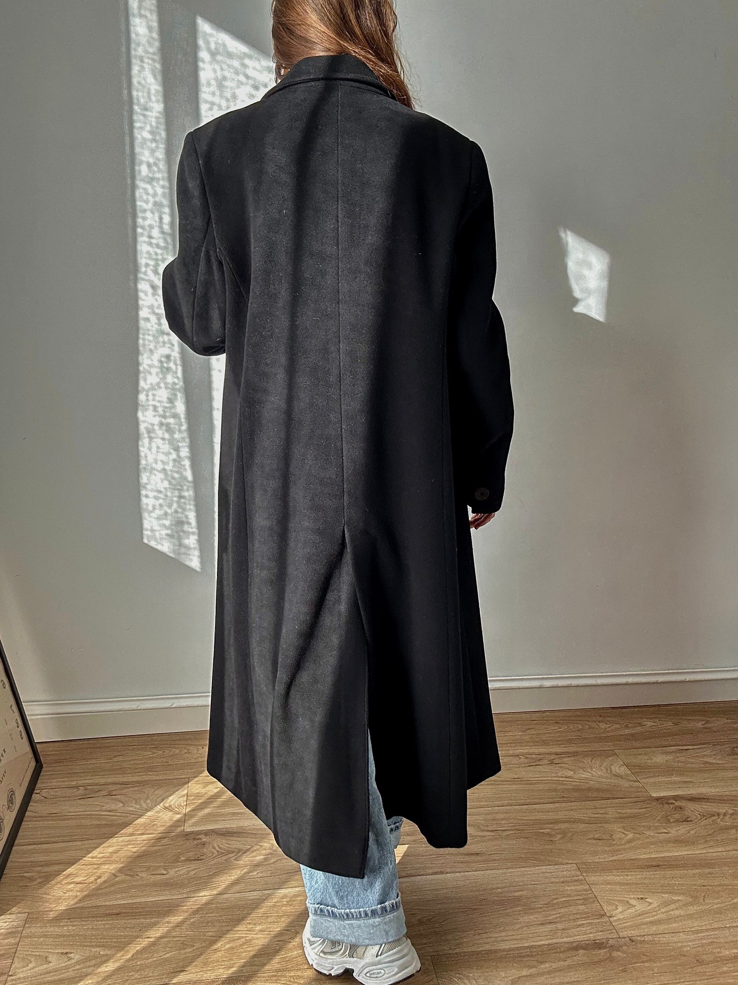 Over > black coat