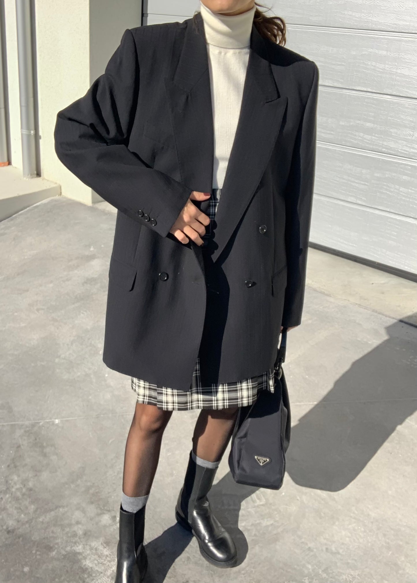 Vintage essential black blazer