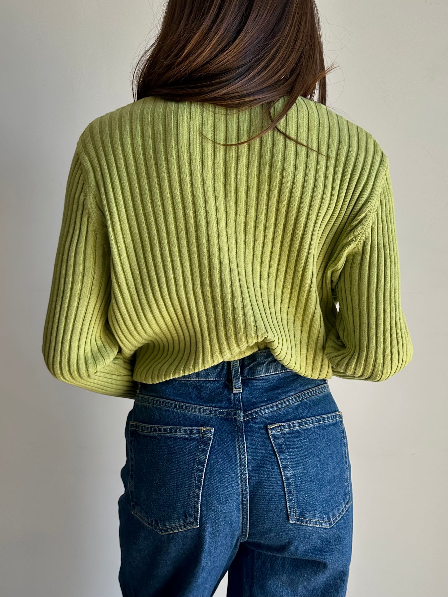 Neckline ribbed top